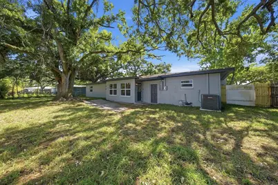 1125 77th Street N, Saint Petersburg, FL 33710 - Photo 31