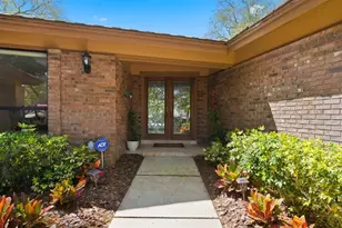 3472 Shoreline Cir, Palm Harbor, FL 34684 - Photo 3