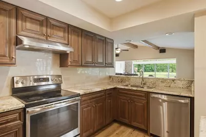 3472 Shoreline Circle, Palm Harbor, FL 34684 - Photo 11