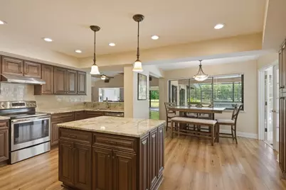 3472 Shoreline Circle, Palm Harbor, FL 34684 - Photo 7