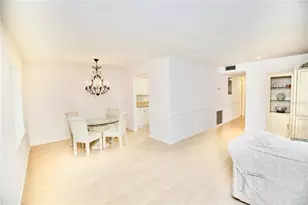 1713 Belleair Forest Dr, Belleair, FL 33756 - Photo 17