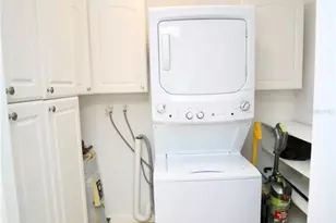 1713 Belleair Forest Dr, Belleair, FL 33756 - Photo 7