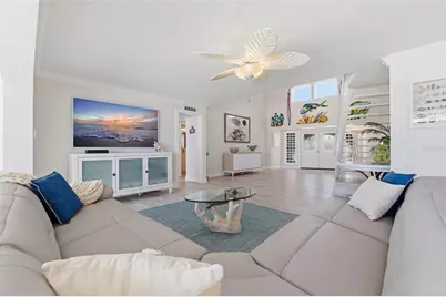 16123 6th Street E, Redington Beach, FL 33708 - Photo 7