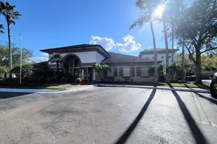 17110 Carrington Park Dr, Tampa, FL 33647 - Photo 25