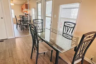 2282 Piazza Dr, Sarasota, FL 34238 - Photo 5