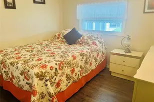 2282 Piazza Dr, Sarasota, FL 34238 - Photo 23