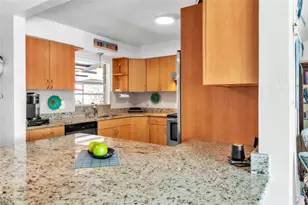 4101 Yardley Ave N, Saint Petersburg, FL 33713 - Photo 13