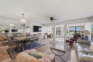 9100 Park Blvd, Seminole, FL 33777 - Photo 13