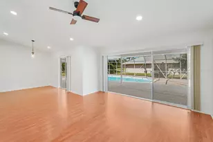 3323 Meadow Run Cir, Venice, FL 34293 - Photo 29