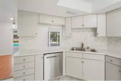 3323 Meadow Run Circle, Venice, FL 34293 - Photo 19