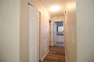 720 Newton Ave S, Saint Petersburg, FL 33701 - Photo 7