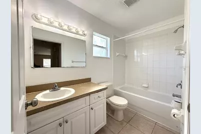 720 Newton Avenue S, Saint Petersburg, FL 33701 - Photo 11