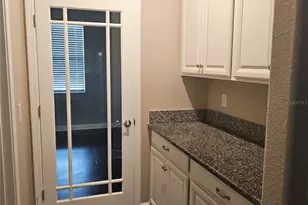 10606 Bahama Woodstar Ct, Riverview, FL 33579 - Photo 11