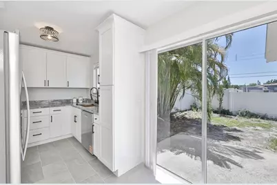 6412 Rockpointe Drive, Tampa, FL 33634 - Photo 15