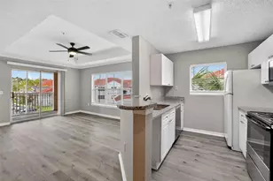 18001 Richmond Pl Dr, Tampa, FL 33647 - Photo 13