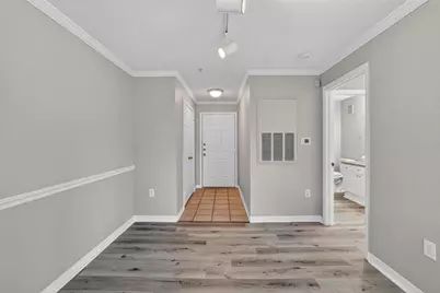 18001 Richmond Place Drive #332, Tampa, FL 33647 - Photo 5