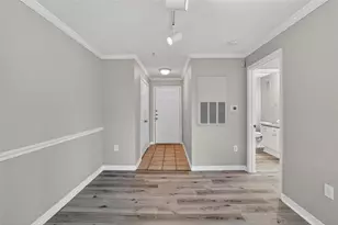 18001 Richmond Pl Dr, Tampa, FL 33647 - Photo 5