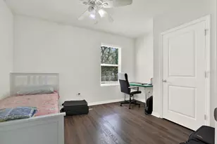 10219 Hawk Storm Ave, Tampa, FL 33610 - Photo 13