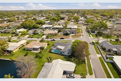13779 Pinecrest Drive, Largo, FL 33774 - Photo 39