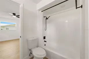 13779 Pinecrest Dr, Largo, FL 33774 - Photo 23