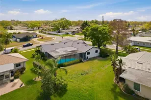 13779 Pinecrest Dr, Largo, FL 33774 - Photo 43