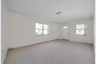 926 Lake Palms Drive, Largo, FL 33771 - Photo 7