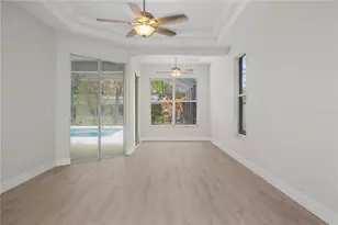 2906 Sutton Oaks Ct, Plant City, FL 33566 - Photo 7