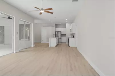 2906 Sutton Oaks Court, Plant City, FL 33566 - Photo 17