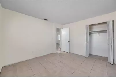 914 Lake Palms Drive, Largo, FL 33771 - Photo 25