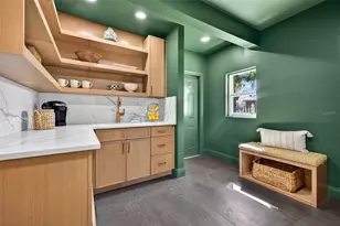 7991 1st Ave S, Saint Petersburg, FL 33707 - Photo 29