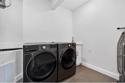 7991 1st Avenue S, Saint Petersburg, FL 33707 - Photo 51