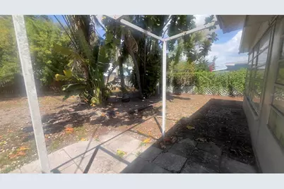 110 14th Avenue SW, Largo, FL 33770 - Photo 11