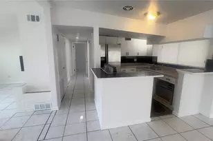 110 14th Ave SW, Largo, FL 33770 - Photo 3