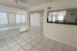 110 14th Ave SW, Largo, FL 33770 - Photo 5