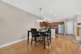 184 Valencia Cir, Saint Petersburg, FL 33716 - Photo 11