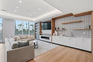 400 Central Ave, Saint Petersburg, FL 33701 - Photo 47