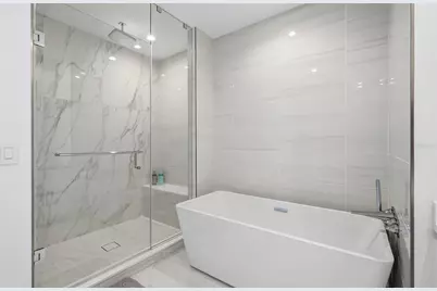 400 Central Avenue #303, Saint Petersburg, FL 33701 - Photo 19