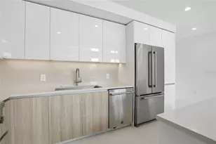 400 Central Ave, Saint Petersburg, FL 33701 - Photo 11