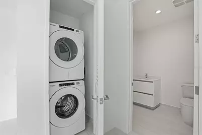 400 Central Avenue #303, Saint Petersburg, FL 33701 - Photo 29