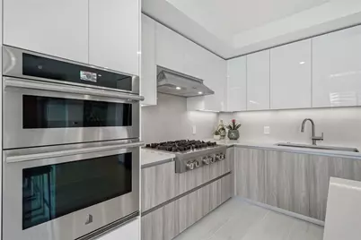 400 Central Avenue #303, Saint Petersburg, FL 33701 - Photo 13