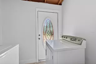 5627 Commonwealth Ave N, Saint Petersburg, FL 33703 - Photo 17