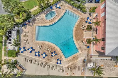 5005 Coquina Key Drive SE #E, Saint Petersburg, FL 33705 - Photo 31