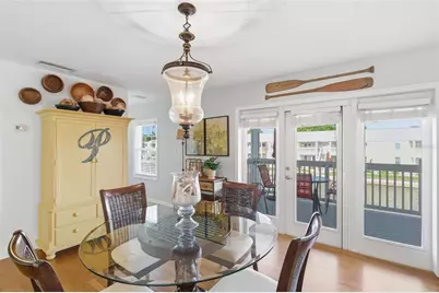 5005 Coquina Key Drive SE #E, Saint Petersburg, FL 33705 - Photo 15