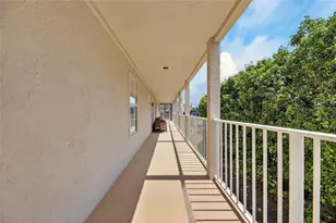 6107 Marbella Blvd, Apollo Beach, FL 33572 - Photo 61