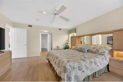 6107 Marbella Boulevard, Apollo Beach, FL 33572 - Photo 29