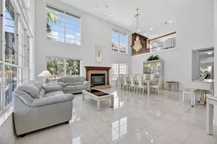 6107 Marbella Blvd, Apollo Beach, FL 33572 - Photo 3
