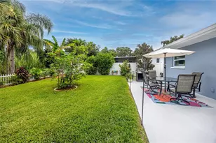 2597 Crescent Dr, Largo, FL 33770 - Photo 35