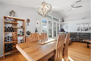 732 Lighthouse Dr, Tarpon Springs, FL 34689 - Photo 13