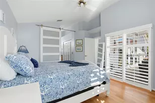 732 Lighthouse Dr, Tarpon Springs, FL 34689 - Photo 25