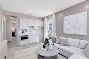 37821 Clinch Cir, Zephyrhills, FL 33540 - Photo 15